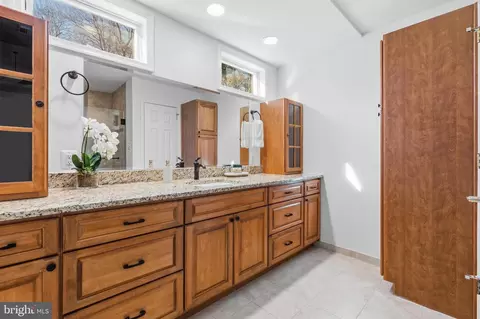 Other - 9516 Wallingford Dr, Burke, VA 22015 photo 13 of 20
