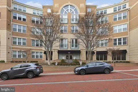12000 Market St #436, Reston, VA 20190