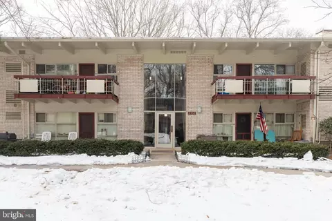 4357 Americana Dr #203, Annandale, VA 22003