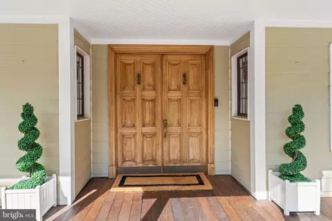 7831 Southdown Rd, Alexandria, VA 22308 photo 10