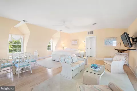 7831 Southdown Rd, Alexandria, VA 22308 photo 35
