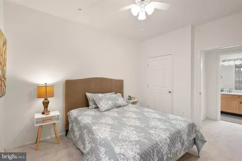 Bedroom - 1601 Spring Gate Dr #1116, Mclean, VA 22102 photo 3 of 5