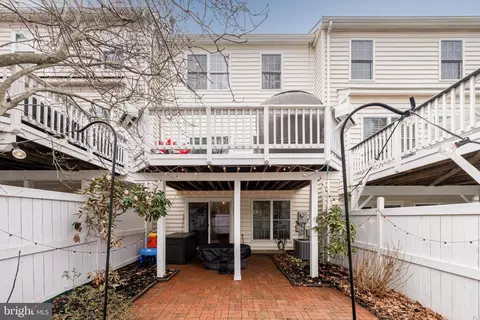 Exterior - 12027 Edgemere Cir, Reston, VA 20190 photo 8 of 11