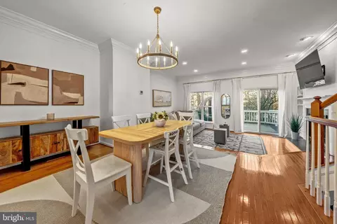 Dining - 12027 Edgemere Cir, Reston, VA 20190 photo 1 of 3