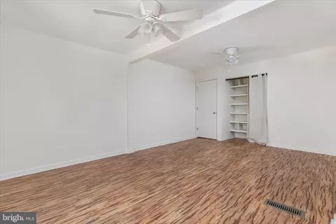 Other - 4104 Hamlin Ave, Chantilly, VA 20151 photo 2 of 8