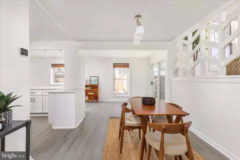Dining - 4104 Hamlin Ave, Chantilly, VA 20151 photo 1 of 2