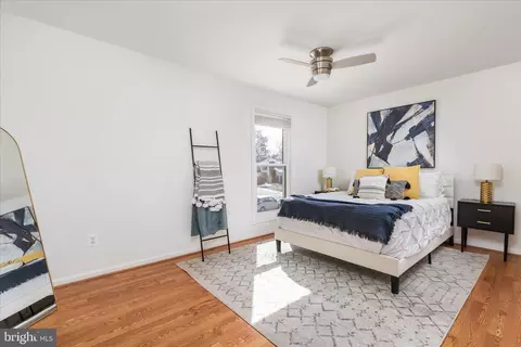 Bedroom - 4104 Hamlin Ave, Chantilly, VA 20151 photo 1 of 2