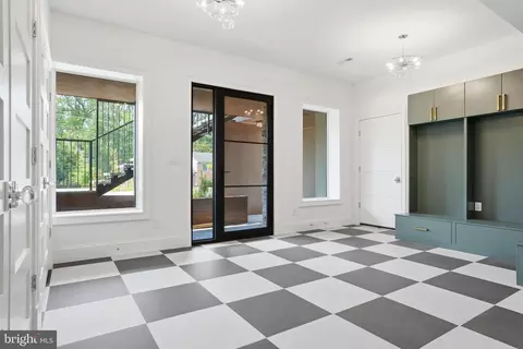 Entry Way - 1917 Kenbar Ct, Mclean, VA 22101 photo 17 of 17