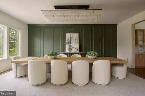 Dining - 1917 Kenbar Ct, Mclean, VA 22101 photo 1 of 4