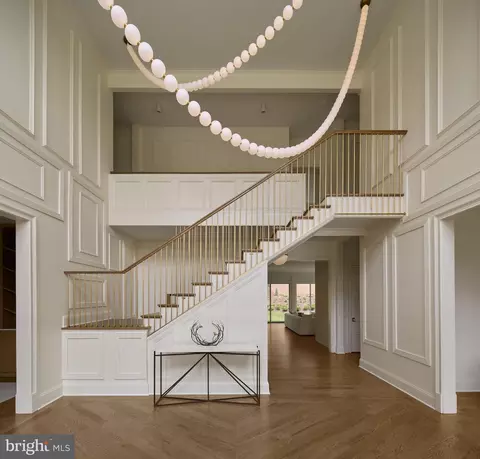 Entry Way - 1917 Kenbar Ct, Mclean, VA 22101 photo 4 of 13