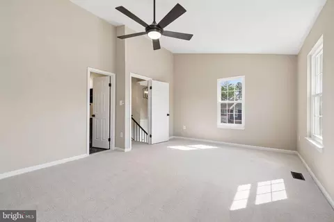 7800 Solomon Seal Dr, Springfield, VA 22152 photo 39