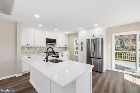 7800 Solomon Seal Dr, Springfield, VA 22152 photo 16