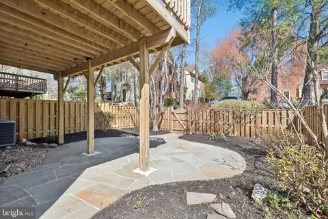 7800 Solomon Seal Dr, Springfield, VA 22152 photo 56