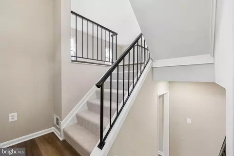7800 Solomon Seal Dr, Springfield, VA 22152 photo 41