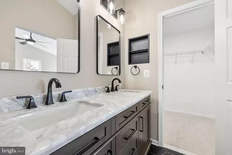 7800 Solomon Seal Dr, Springfield, VA 22152 photo 35