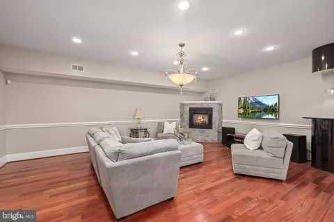 Living - 7331 Calvert St, Annandale, VA 22003 photo 4 of 4