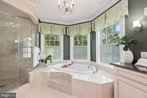 Bath - 7331 Calvert St, Annandale, VA 22003 photo 2 of 8