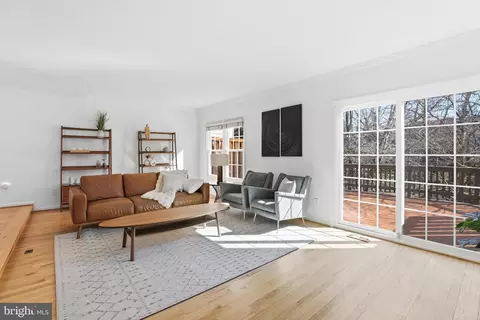 Living - 8027 Tanworth Ct, Springfield, VA 22152 photo 5 of 7