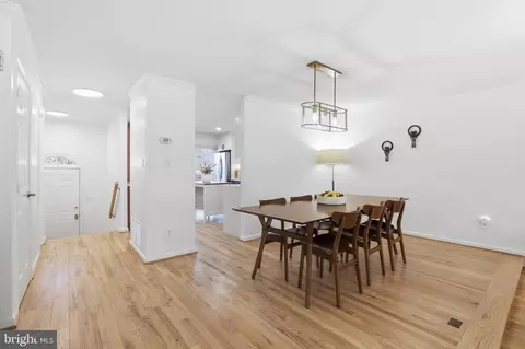 Dining - 8027 Tanworth Ct, Springfield, VA 22152 photo 2 of 3