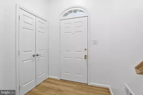 Entry Way - 8027 Tanworth Ct, Springfield, VA 22152 photo 1 of 5