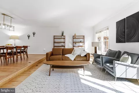 Living - 8027 Tanworth Ct, Springfield, VA 22152 photo 4 of 7