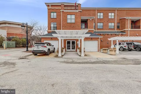 9000 Lorton Station Blvd #216, Lorton, VA 22079