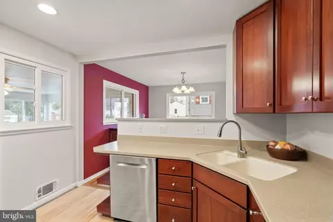 Kitchen - 8108 Carrick Ln, Springfield, VA 22151 photo 3 of 3