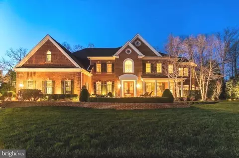 12914 Percheron Ln, Oak Hill, VA 20171