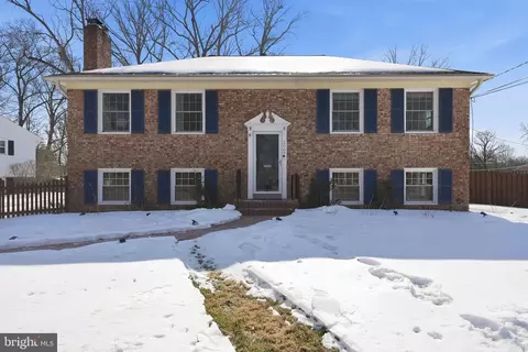 2007 Cool Spring Dr, Alexandria, VA 22308