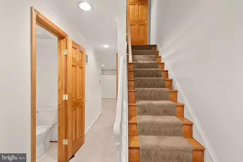 1838 Golf View Ct, Reston, VA 20190 photo 35