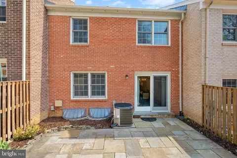 1838 Golf View Ct, Reston, VA 20190 photo 45
