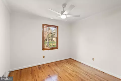 1838 Golf View Ct, Reston, VA 20190 photo 31