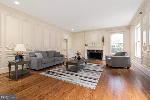 Living - 8537 Old Dominion Dr, Mclean, VA 22102 photo 1 of 5