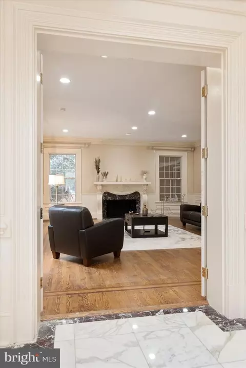 Other - 8537 Old Dominion Dr, Mclean, VA 22102 photo 2 of 10
