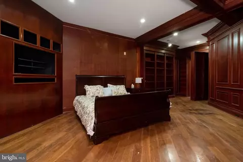 Other - 8537 Old Dominion Dr, Mclean, VA 22102 photo 5 of 10