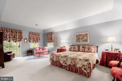 Bedroom - 949 Bellview Rd, Mclean, VA 22102 photo 6 of 7