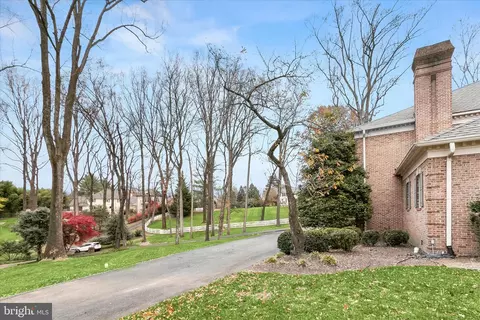 Exterior - 949 Bellview Rd, Mclean, VA 22102 photo 7 of 8