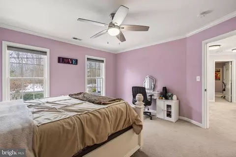 Bedroom - 8020 Pohick Rd, Springfield, VA 22153 photo 7 of 9