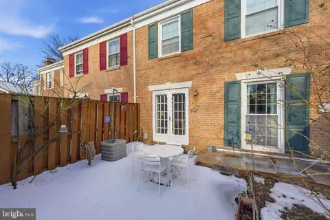 Exterior - 7227 Evanston Rd, Springfield, VA 22150 photo 5 of 5