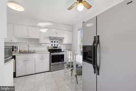 Kitchen - 7227 Evanston Rd, Springfield, VA 22150 photo 1 of 3