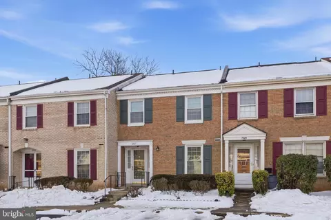 7227 Evanston Rd, Springfield, VA 22150