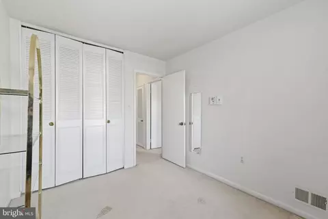 Bedroom - 7227 Evanston Rd, Springfield, VA 22150 photo 3 of 3