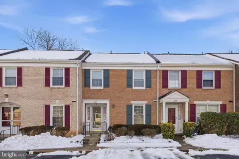 Exterior - 7227 Evanston Rd, Springfield, VA 22150 photo 1 of 5