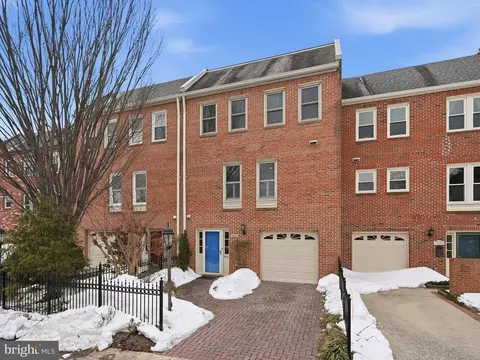 1566 B Westmoreland St, Mclean, VA 22101