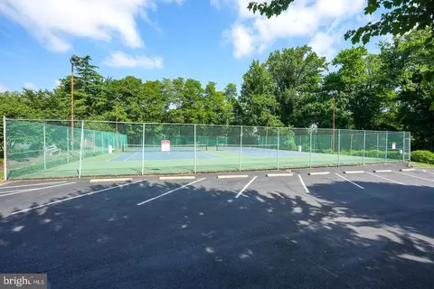 7721 Tremayne Pl #211, Mclean, VA 22102 photo 31