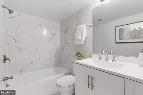 7721 Tremayne Pl #211, Mclean, VA 22102 photo 18