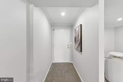 7721 Tremayne Pl #211, Mclean, VA 22102 photo 4