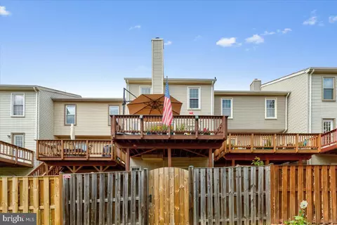 Exterior - 6940 Compton Ln, Centreville, VA 20121 photo 15 of 15