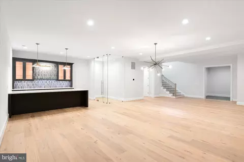 Living - 1446 Cola Dr, Mclean, VA 22101 photo 4 of 4