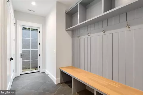 Entry Way - 1446 Cola Dr, Mclean, VA 22101 photo 10 of 10